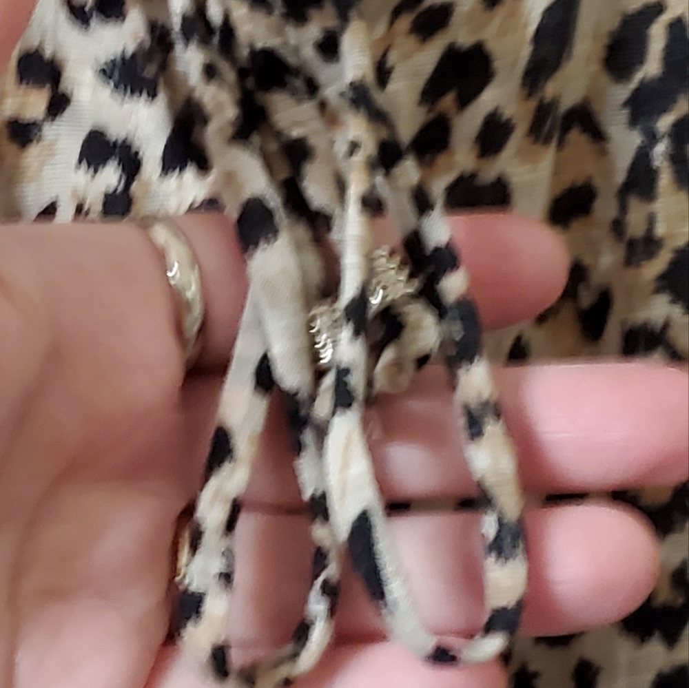 Leopard Print Top - Picture 4 of 10